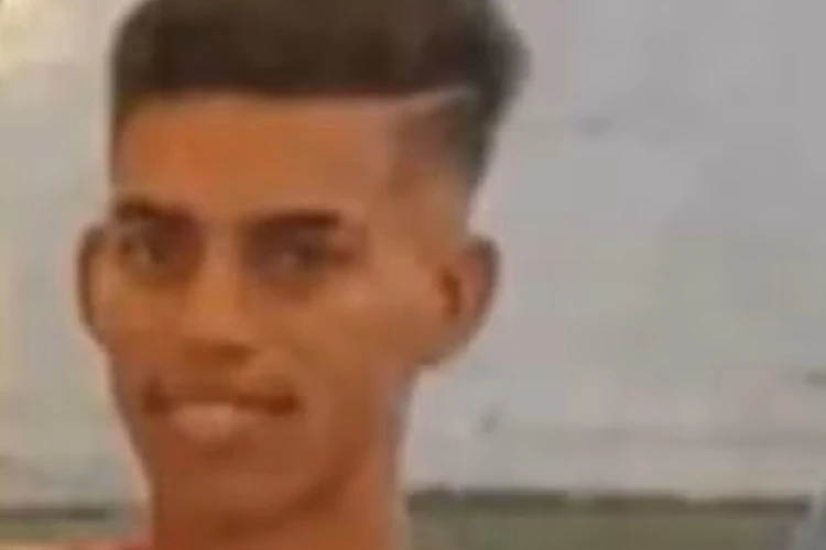 Jovem de 20 anos desaparece após sair para vender moto em Cansanção