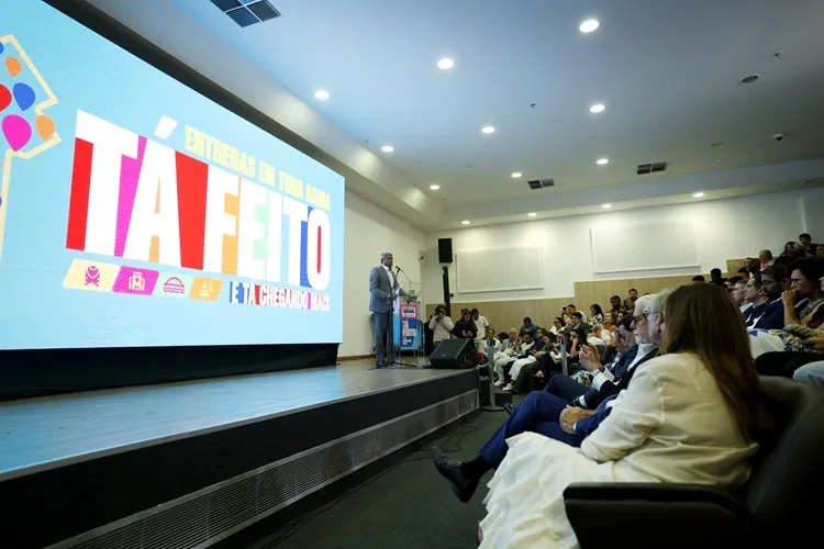 Jerônimo Rodrigues projeta maratona de entregas e obras nos 27 territórios de identidade