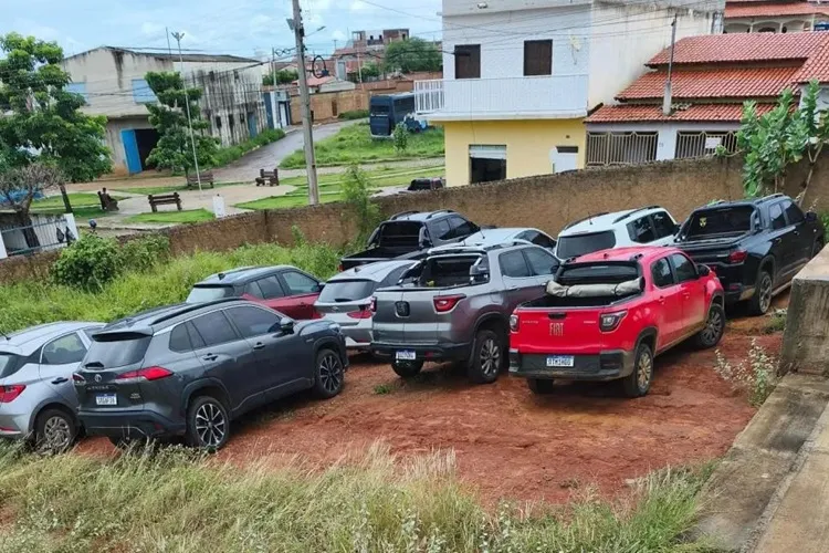 Operação Rodovia Segura recupera 11 carros roubados em Livramento de Nossa Senhora