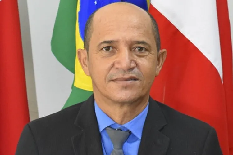 Ex-vereador de Macaúbas recebe alta hospitalar após cair e bater a cabeça