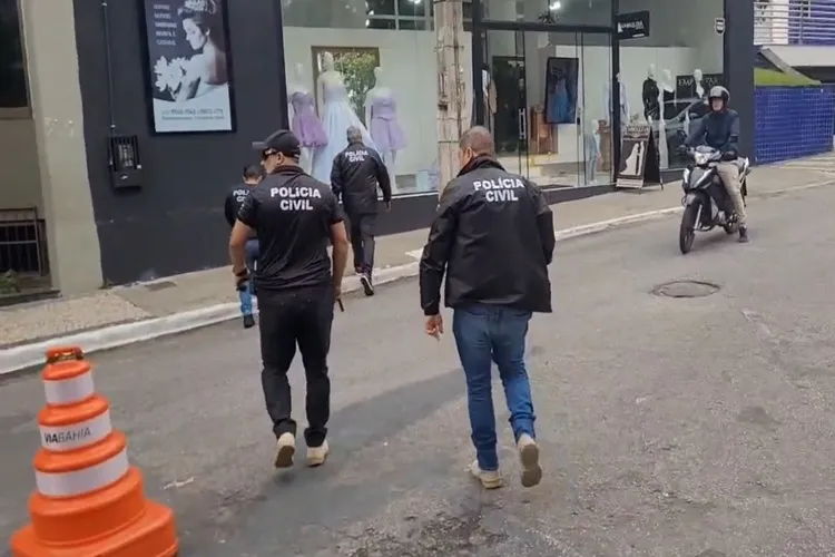 Vitória da Conquista: Polícia cumpre mandado em loja investigada por receptação