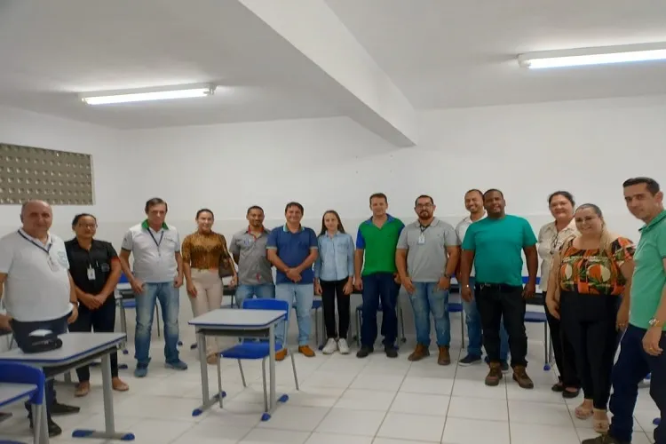 Secretaria de Meio Ambiente na campanha de arrecadação de embalagens vazias de agrotóxicos