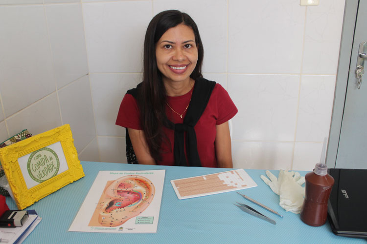 Auriculoterapia auxilia tratamento nas unidades básicas de saúde em Brumado