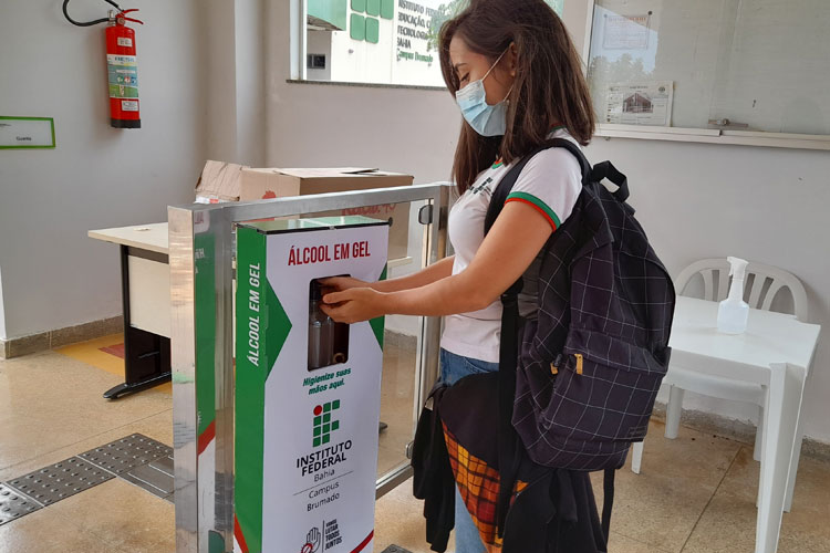 Com alunos vacinados, Ifba retoma aulas presenciais gradativamente em Brumado