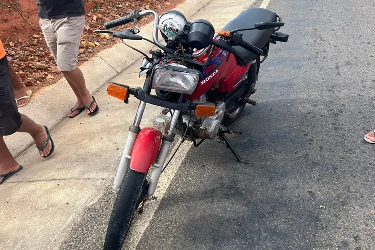 Homem sofre acidente de moto na zona rural de Caetité