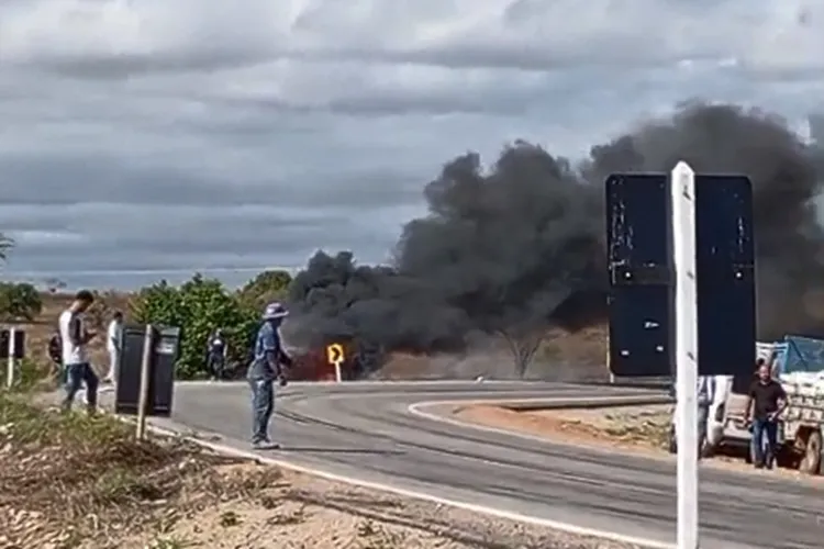 VÍDEO: Acidente na curva da morte na BA-142 reacende apelo por sinalização