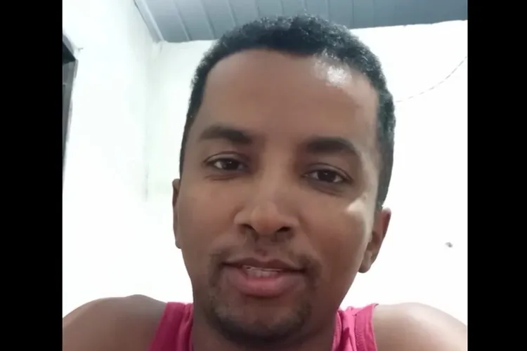 VÍDEO: Ator denuncia caso de racismo em atendimento no aeroporto de Guanambi