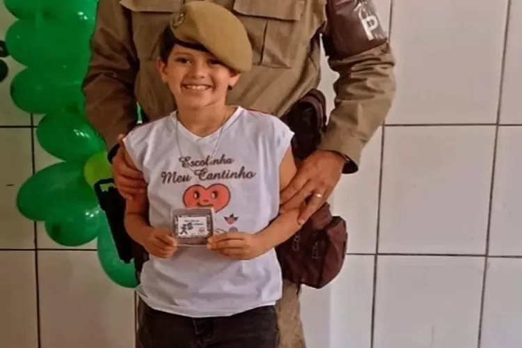 Filho de PM morre após disparo acidental ao manusear arma do pai em Mascote