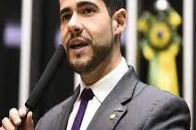 Deputado federal Alexandre Leite reage a assalto e mata suspeito em São Paulo