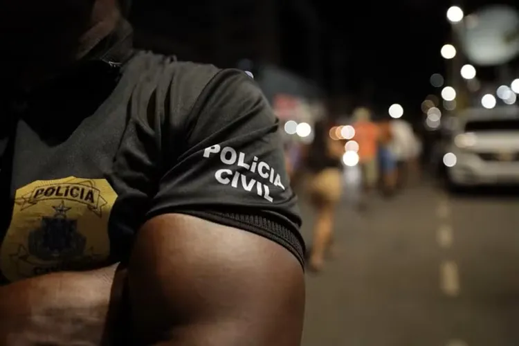 Policial Militar é preso por suspeita de fraude na comercialização de abadás em Salvador