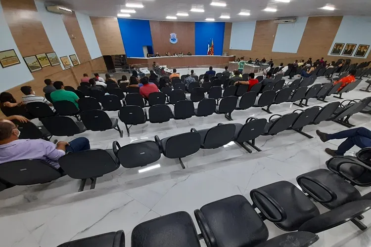 Câmara Municipal de Brumado retoma transmissão das sessões pelo YouTube