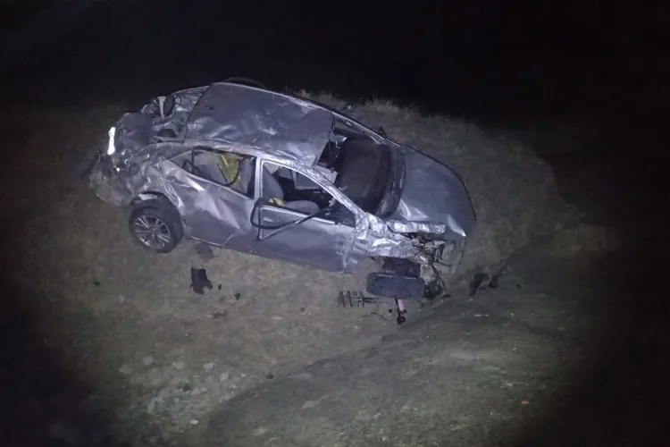 Guanambi: Duas mulheres morrem após carro capotar na BR-030