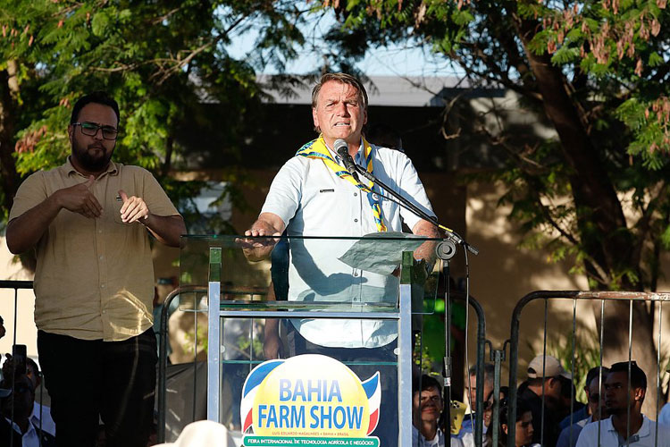 Jair Bolsonaro fala em 'fé e resiliência' do povo para vencer inflação