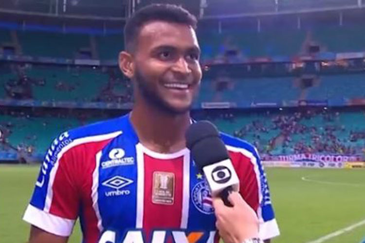 Vibração do pai de Júnior Brumado comemorando golaço do filho viraliza nas redes sociais