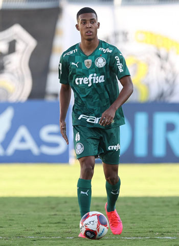 Brumadense comemora bom momento no time profissional do Palmeiras