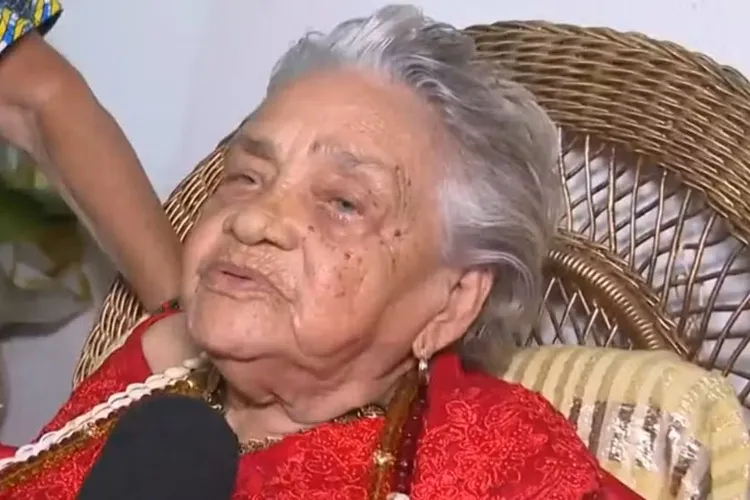 Morre em Salvador, aos 104 anos, Mãe Senhora de Ewá, uma das ialorixás mais antigas do Brasil