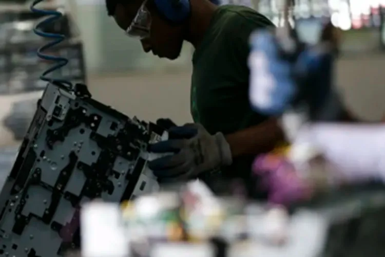 Brasil fica em último lugar em ranking de competitividade industrial