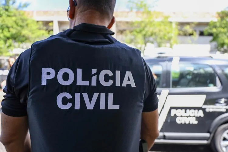 Mulher é presa em flagrante por lesão corporal e ameaça contra filha em Itapetinga