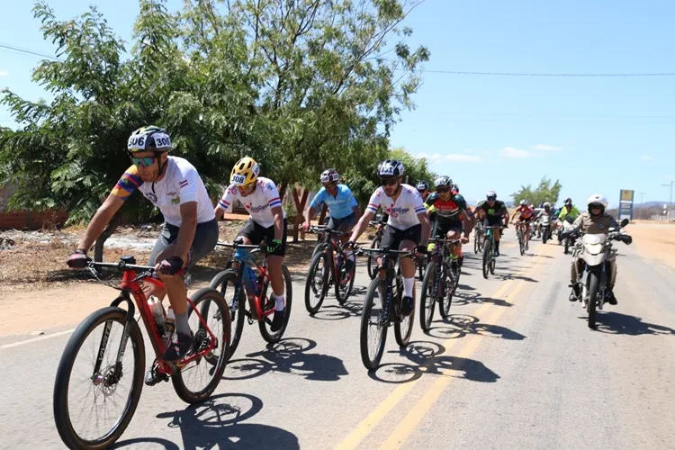 Corrida Ecológica Brumado a Rio de Contas com atletas de todo o Brasil