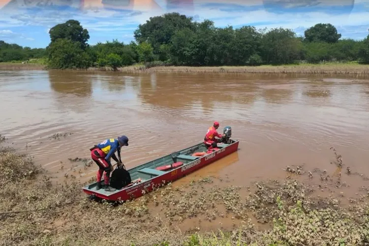 Homem desaparece ao tentar atravessar rio a nado em Boquira e é encontrado morto