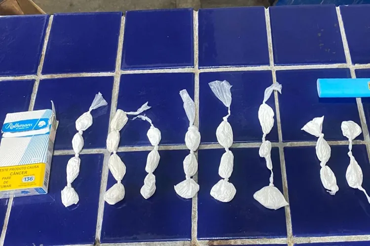 Suspeito de traficar drogas é detido pela PM em Livramento de Nossa Senhora