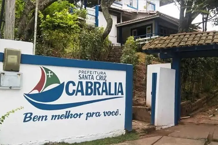 MP cobra prefeitura de Santa Cruz Cabrália por alagamentos históricos em bairro turístico