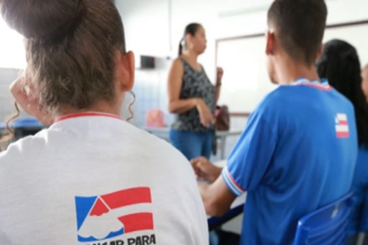 Renovação de matrícula da rede estadual inicia nesta segunda-feira (17)