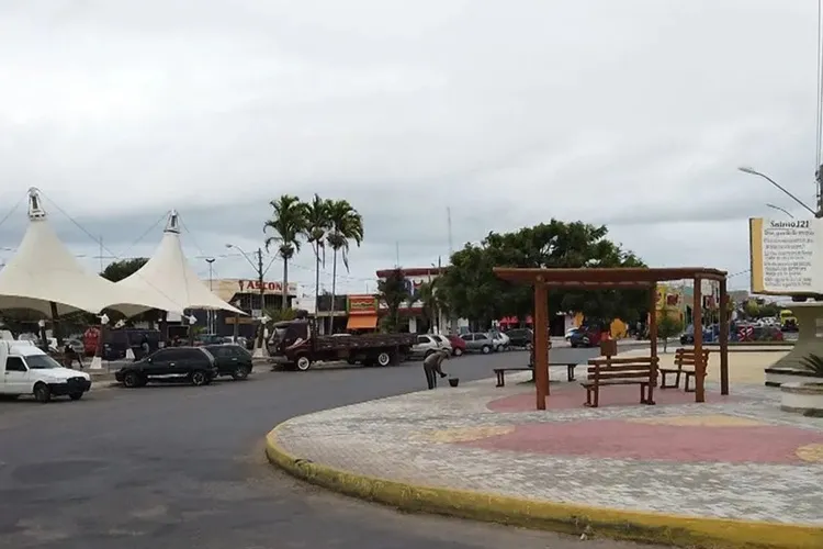 TCM determina que ex-prefeito e ex-tesoureiro de Remanso devolvam R$ 23 milhões