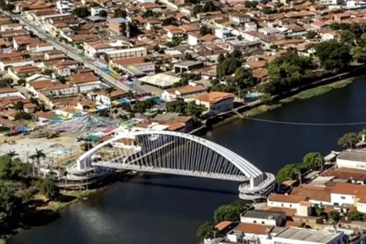 MP-BA recomenda que porteiro pare de dar aulas de Educação Física em Santa Maria da Vitória