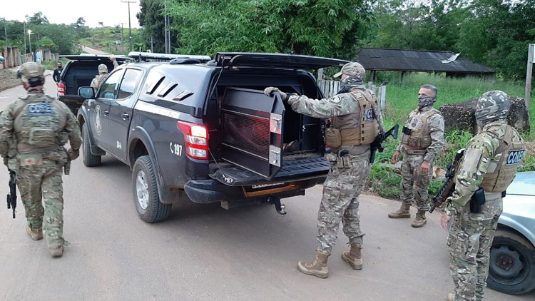 Polícia prende 31 pessoas de família que pode ter matado mais de 100 em Rondônia