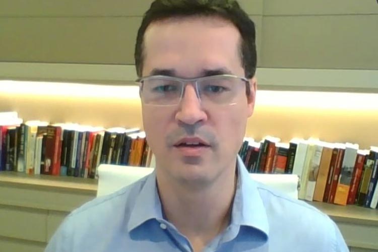 Deltan Dallagnol diz que deixa a Lava Jato por questões familiares