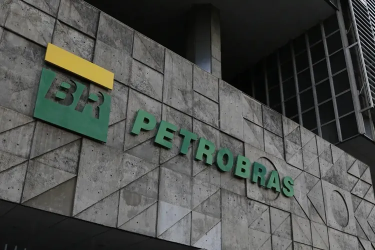 Petrobras reduz preço do diesel em R$ 0,16 para distribuidoras