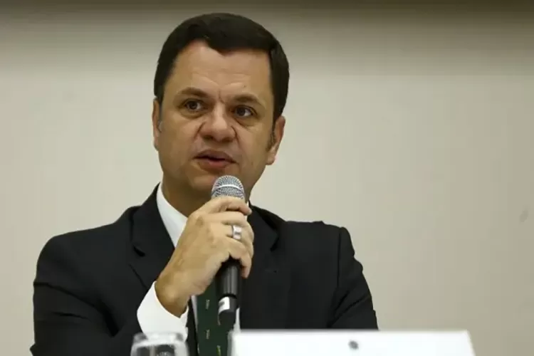 Alexandre de Moraes determina soltura de Anderson Torres