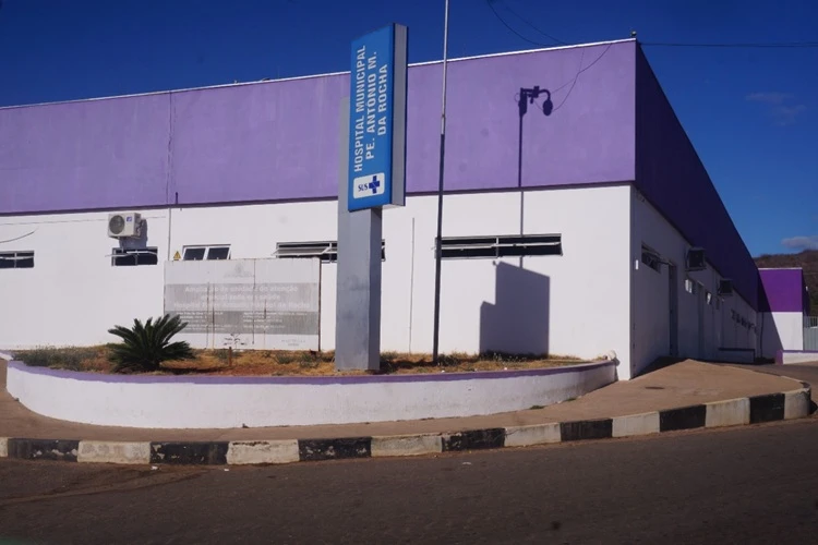 Adolescente ingere medicação e sofre parada cardiorrespiratória em Urandi