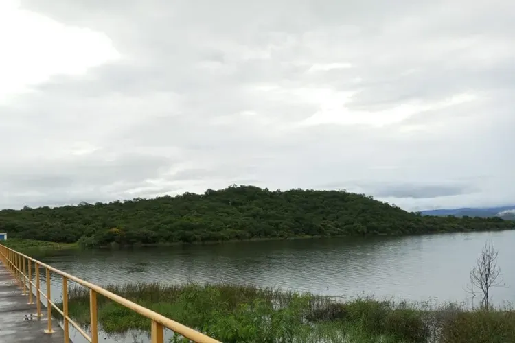 MPF instaura inquérito para investigar queimada ilegal cometida pela Codevasf em Urandi