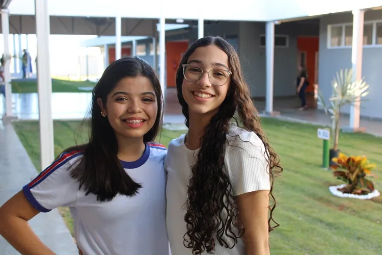 Macaúbas: Alunas vislumbram nova escola e exaltam novo momento da educação