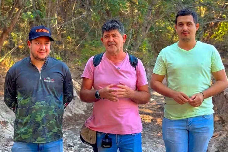 Prefeito de Macaúbas mapeia Vale do Boqueirão para conter estragos de enchentes