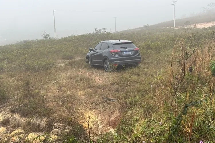 Policial militar de Jequié sofre acidente de carro na BA-142 em Barra da Estiva