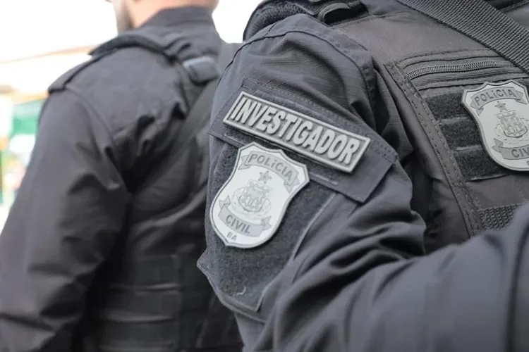 Ex-funcionário usa uniforme da empresa para furtar 280 sacos de cimento em Simões Filho