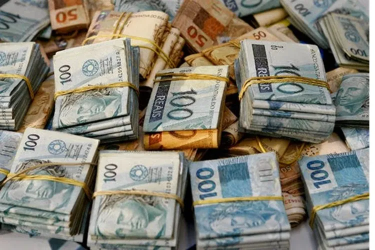 Dívida pública federal chega a R$ 6,5 trilhões em 2023, informa Tesouro Nacional