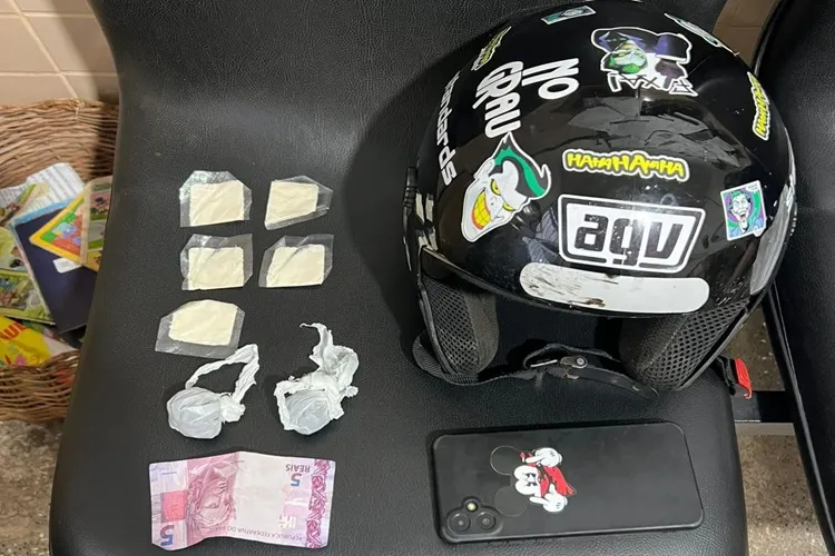 Drogas são apreendidas durante duas abordagens distintas na cidade de Ibitiara