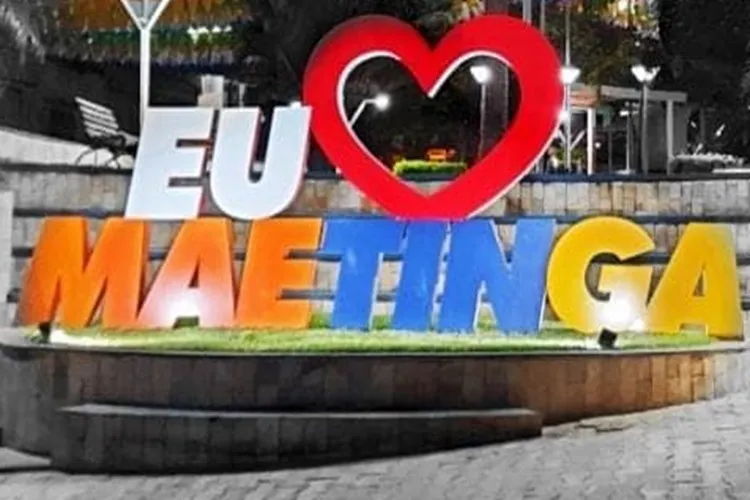 Justiça manda remover logomarca da gestão de obras e prédios públicos em Maetinga