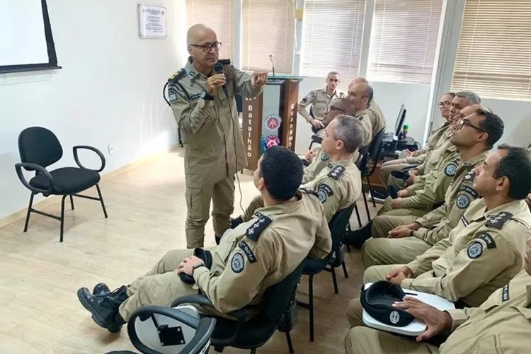 Guanambi: Sorriso da tropa anima novo comandante do 17º BPM