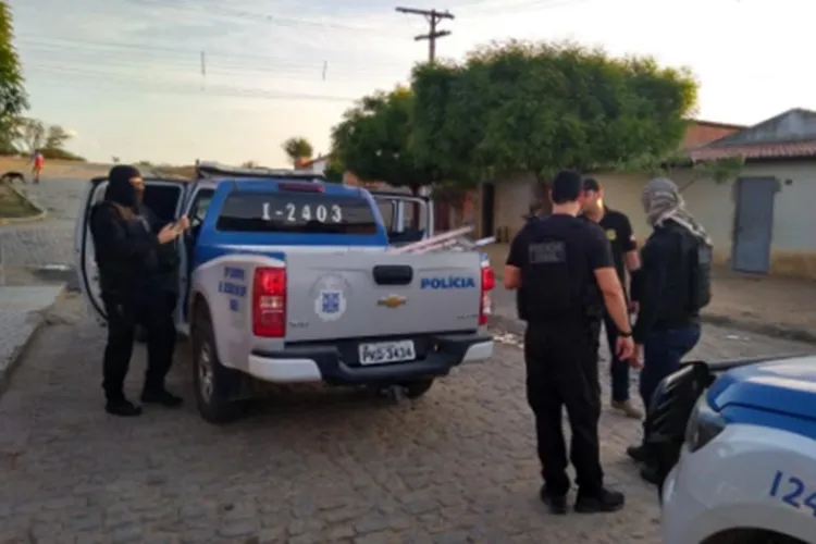 Jovem de 23 anos apontada como 'Rainha do Tráfico' é presa em Riacho de Santana