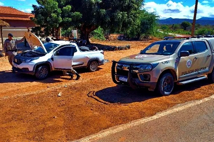 Veículo com restrição de furto é recuperado durante operação em Ituaçu