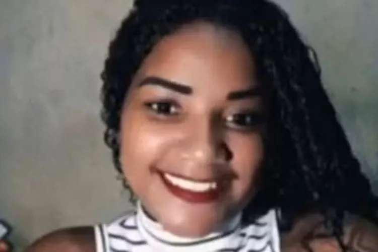 Familiares procuram por jovem desaparecida após discussão com ex em Camacã