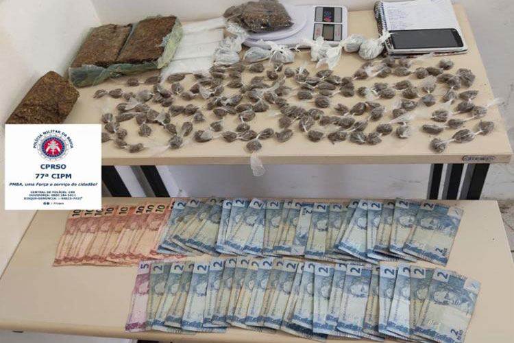 Mais de 140 porções de maconha prontas para venda são apreendidas em Vitória da Conquista