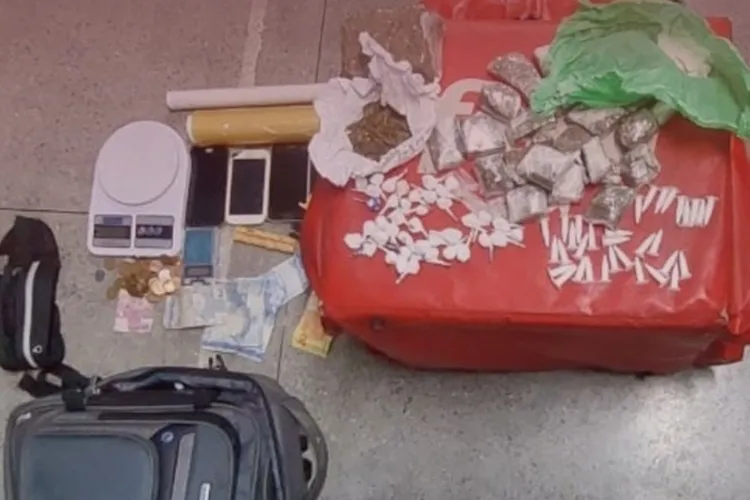 Rondesp prende dois indivíduos com drogas durante abordagem em Jequié