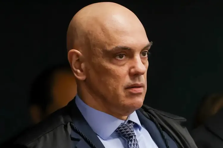 Alexandre de Moraes restringe compartilhamento de dados do Coaf