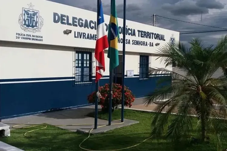 Homem é preso assistindo ao trabalho da polícia após matar ex em Livramento de Nossa Senhora